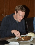 Marck Zuckerberg come iyán e fala palavras em Yoruba em visita a Nigéria – Lagos