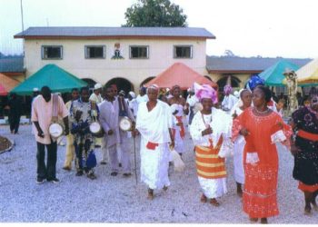 Orisa Ojuna – Orisa Yeyelori – Orisa Esi-Onigogo – Baba-Tigbo e Yemoja na cidade de Aiyede – Ekiti – Nigéria
