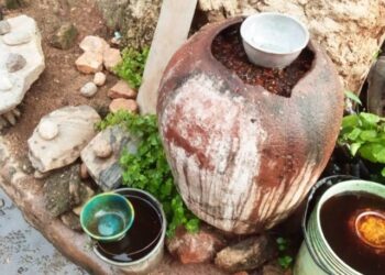 Ìgbèbí – A parteira Yorùbá por Asa Orisa Alaafin Oyo